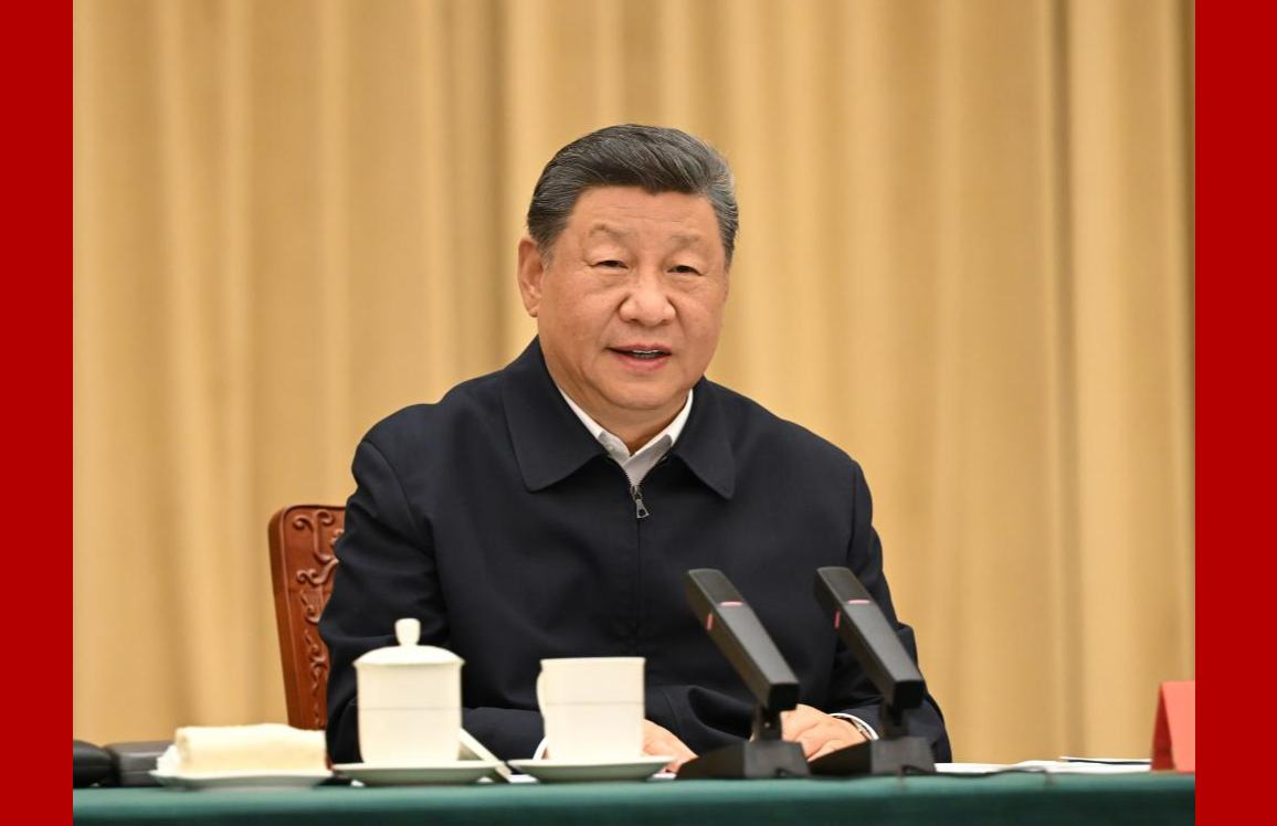 习近平听取新疆维吾尔自治区党委和政府工作汇报并发表重要讲话